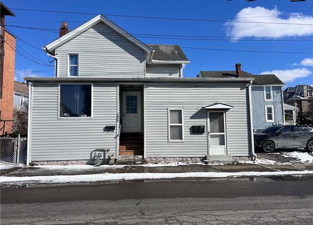 Property at 125 N Chestnut St, City Of But Nw, PA 16001, 5 beds, 3.5 baths