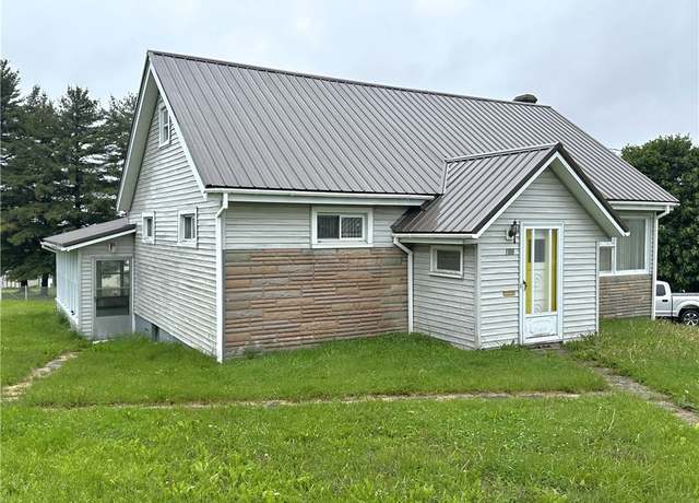 Property at 1100 Tener St, Richland School District, PA 15904, 4 beds, 2 baths