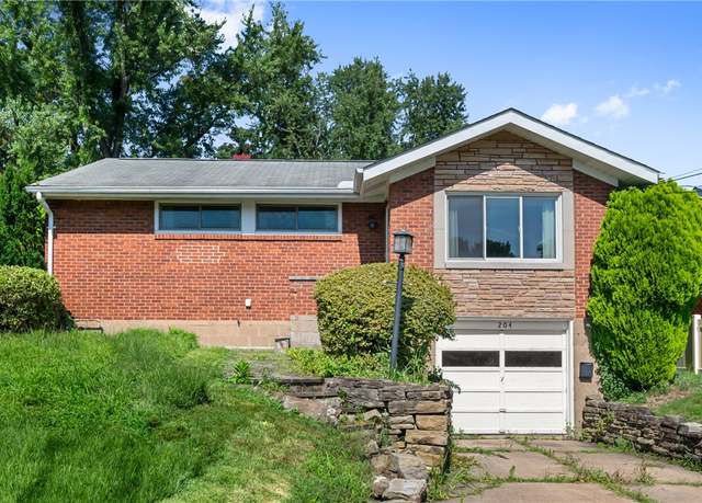 Property at 204 Dunbar Dr, Wilkins Twp, PA 15235, 3 beds, 1.5 baths