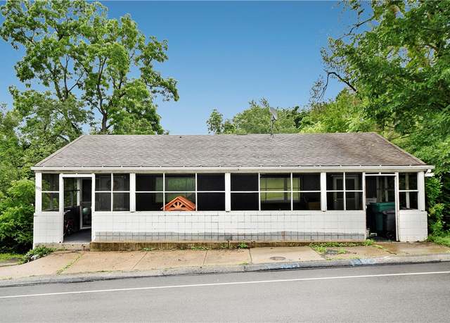 Property at 815 S Central Ave, North Strabane, PA 15317, 5 beds, 2 baths
