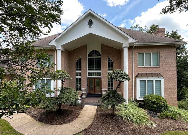 Property at 322 Red Oak Ct, Monroeville, PA 15146, 4 beds, 5.5 baths