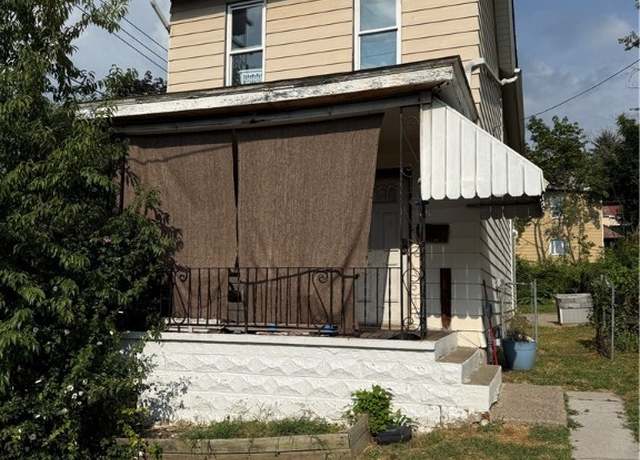 Property at 1301 Packer St, Mckeesport, PA 15132, 3 beds, 1 bath