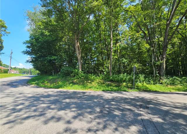 Property at 405 Overbrook Rd, Middlesex Twp, PA 16059