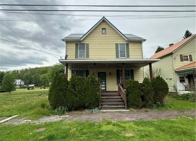 Property at 814 Walker St, Garret Boro, PA 15542, 3 beds, 1 bath