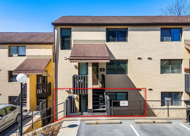 Property at 2034 Swallow Hill Rd #112, Scott Twp - Sal, PA 15220, 3 beds, 2.5 baths