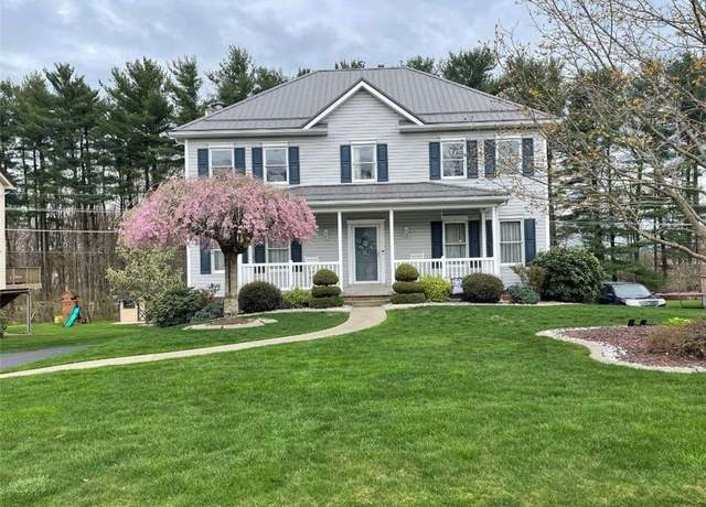 Property at 113 Pagano Dr, New Stanton, PA 15672, 4 beds, 3 baths