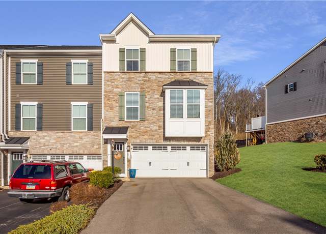 Property at 152 Cole Dr, Robinson Twp - Nwa, PA 15136, 3 beds, 2.5 baths
