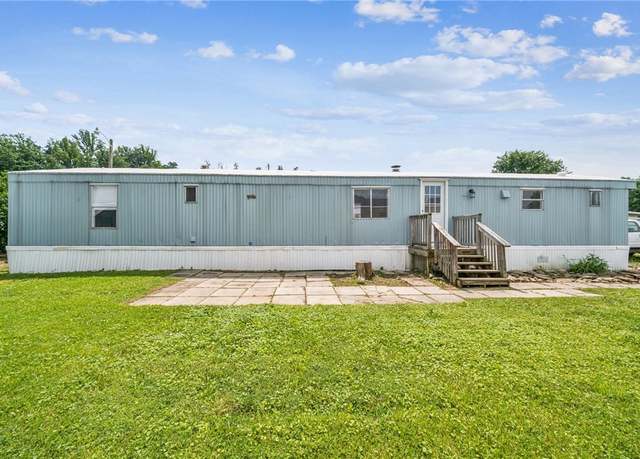 Property at 247 Colleen Ln, Hempfield Twp - Wml, PA 15644, 3 beds, 2 baths