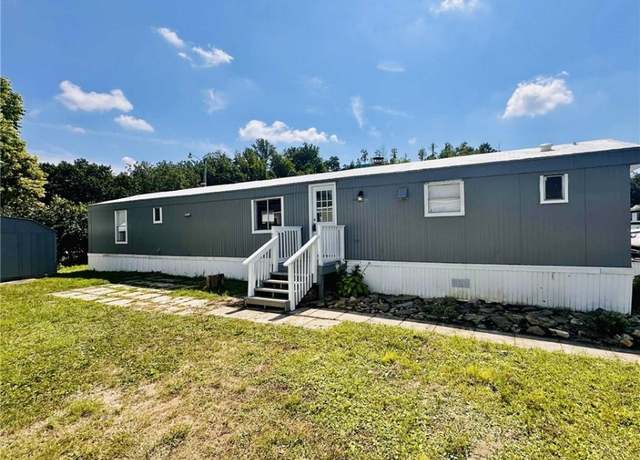 Property at 247 Colleen Ln, Hempfield Twp - Wml, PA 15644, 3 beds, 2 baths