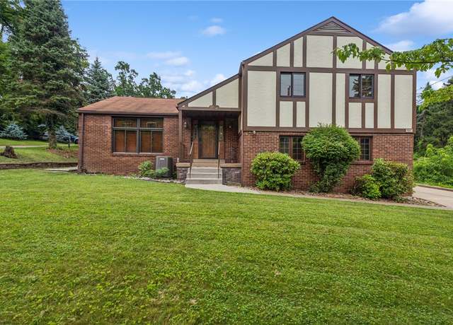 Property at 982 Braddock Rd, Forest Hills Boro, PA 15221, 3 beds, 2.5 baths