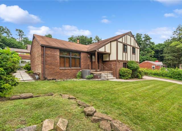 Property at 982 Braddock Rd, Forest Hills Boro, PA 15221, 3 beds, 2.5 baths