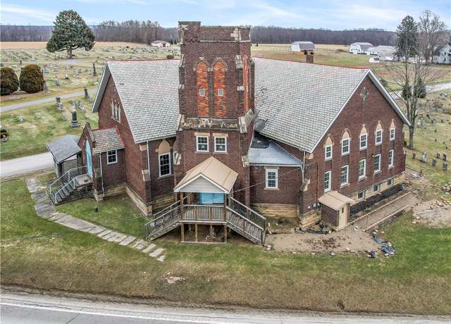 Property at 2158 Mercer Rd, Delaware Twp, PA 16124, 4 beds, 3.5 baths