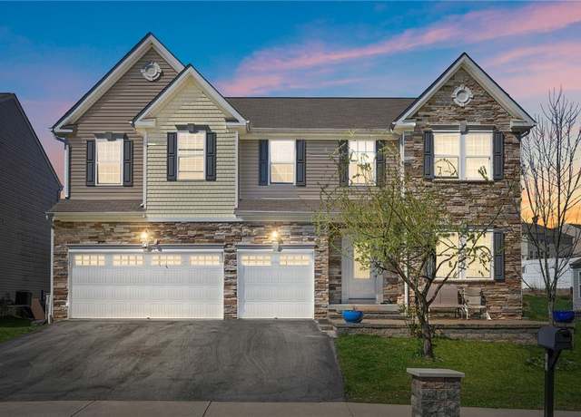 Property at 141 Centennial Dr, Collier Twp, PA 15106, 5 beds, 5.5 baths