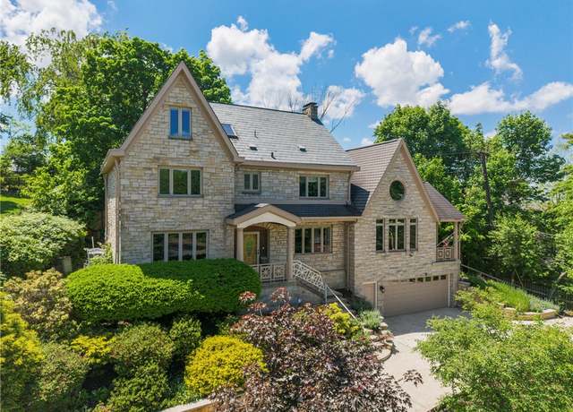 Property at 155 Westland Dr, Squirrel Hill, PA 15217, 5 beds, 4.5 baths