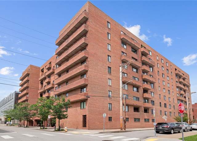 Property at 307 S Dithridge St #207, Oakland, PA 15213, 2 beds, 2.5 baths