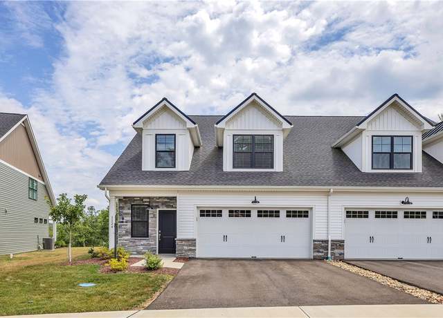 Property at 1124 Autumn Woods Dr, Jackson Twp - But, PA 16033, 3 beds, 2.5 baths