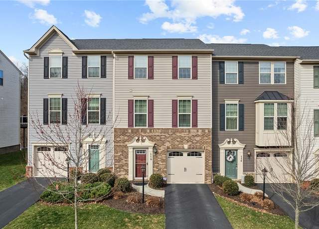 Property at 116 Arbor Trail Dr, Robinson Twp - Nwa, PA 15136, 3 beds, 2.5 baths