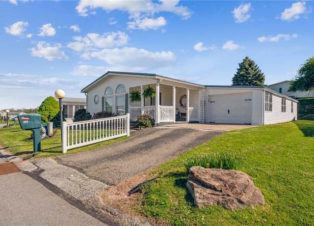Property at 230 Ridge Ln, Murrysville, PA 15668, 3 beds, 2 baths