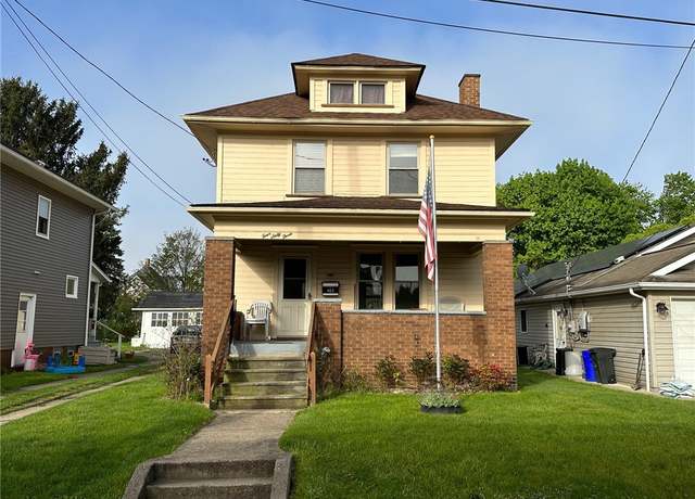 Property at 463 Commerce St, Beaver, PA 15009, 3 beds, 1.5 baths