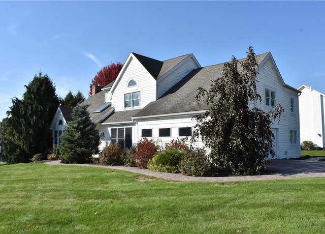 Property at 1158 Mansfield Ave, White Twp - Ind, PA 15701, 5 beds, 3 baths