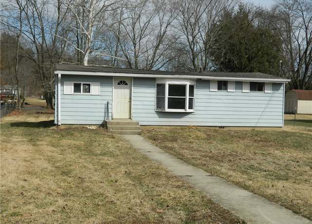 Property at 103 Sherwood Dr, Franklin Twp, PA 16123, 2 beds, 1 bath