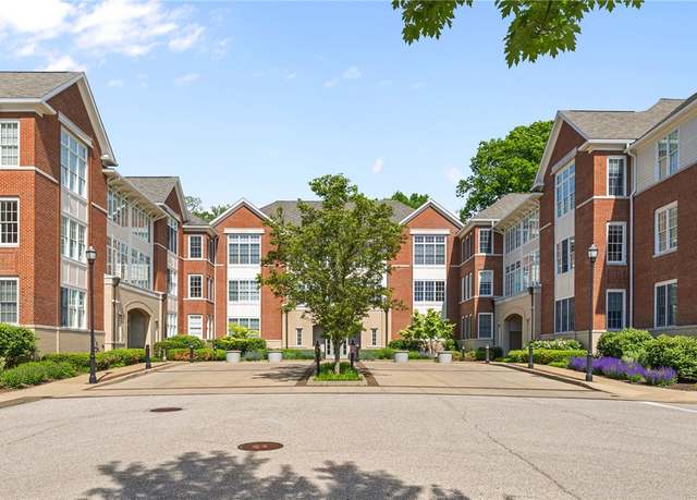 Property at 1219 Crescent Pl Unit 3C, Squirrel Hill, PA 15217, 2 beds, 2 baths