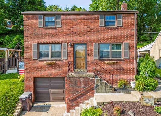 Property at 582 Brinwood Ave, Baldwin Boro, PA 15227, 3 beds, 2 baths