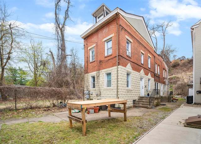 Property at 51 Boundary St, Oakland, PA 15213, 5 beds, 2 baths