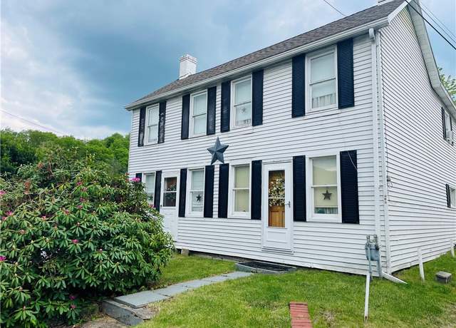 Property at 353 S Washington St, Waynsbrg/frankln Twp, PA 15370, 3 beds, 1 bath