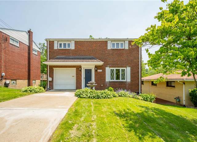 Property at 804 Division St, West Mifflin, PA 15122, 3 beds, 1.5 baths