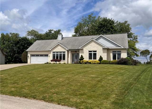 Property at 1108 Volek Ct, Delmont, PA 15626, 3 beds, 2.5 baths