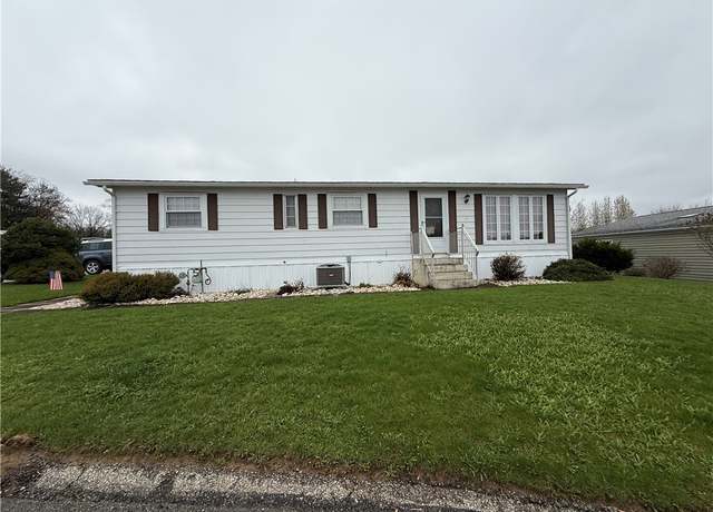 Property at 160 Pembrooke Dr, Delmont, PA 15626, 3 beds, 2 baths