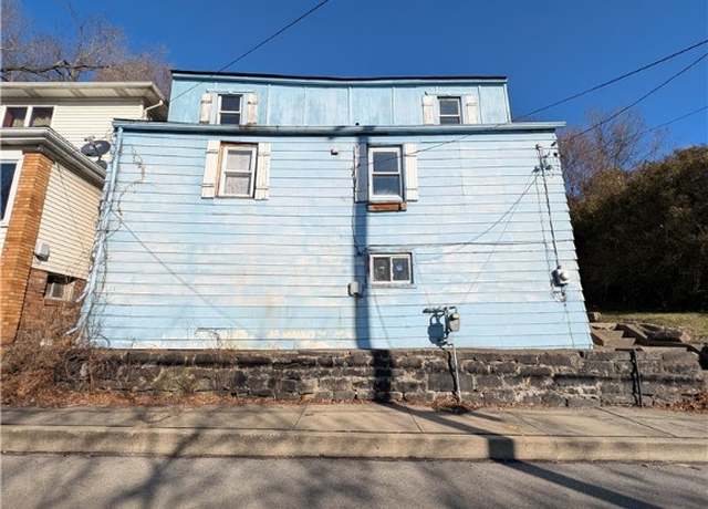 Property at 271 4th Ave, Freedom, PA 15042, 2 beds, 1 bath