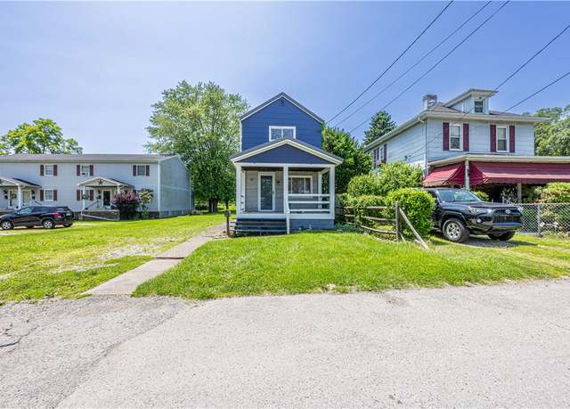 Property at 40 Miller Ave, Uniontown, PA 15401, 2 beds, 1.5 baths
