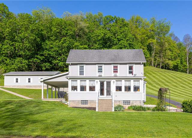 Property at 2681 W Roy Furman Hwy, Waynsbrg/frankln Twp, PA 15370, 3 beds, 2 baths