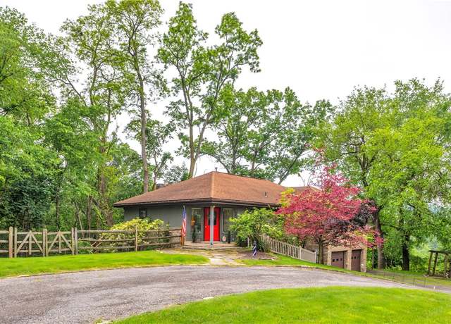 Property at 300 High St, Oakmont, PA 15139, 2 beds, 3 baths