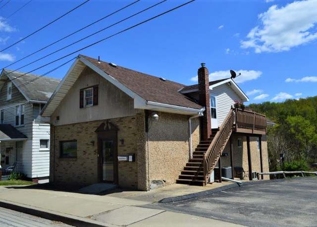 Property at 940 W Chestnut St, City Of Washington, PA 15301, 2 beds, 2 baths