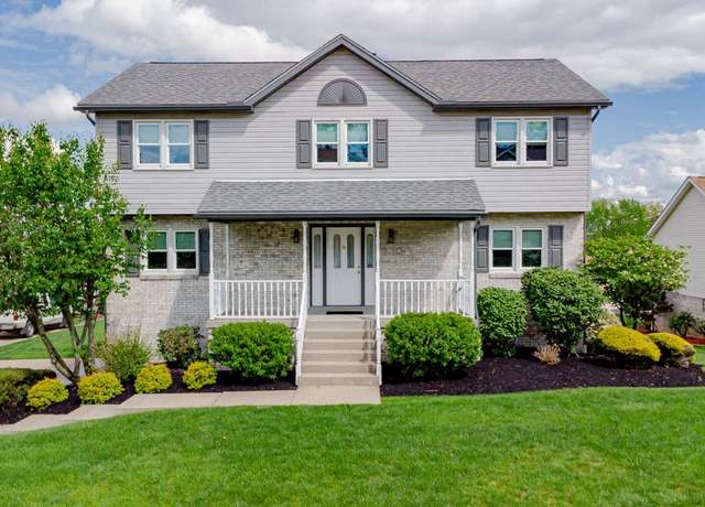 Property at 129 Dolores Dr, Penn Twp - Wml, PA 15642, 4 beds, 2.5 baths