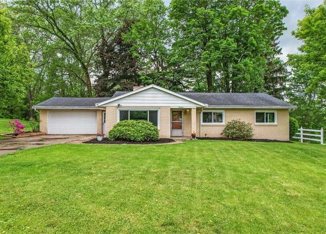 Property at 19 Ruth St, Hempfield Twp - Mer, PA 16125, 3 beds, 1.5 baths