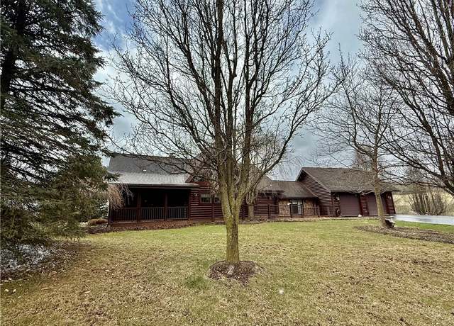 Property at 110 Paradise Ln, Slippery Rock Twp - But, PA 16057, 3 beds, 1.5 baths