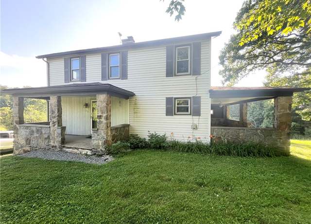 Property at 372 Sandy Point Rd, Allegheny Twp - But, PA 16373, 4 beds, 1.5 baths