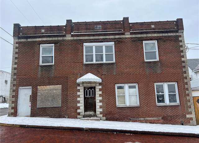 Property at 204 Linden St, Vandergrift - Wml, PA 15690
