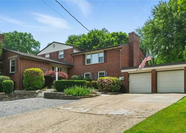Property at 240 Patton Dr, Moon/crescent Twp, PA 15108, 5 beds, 2.5 baths