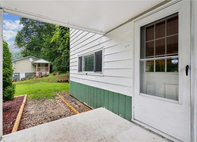 Property at 419 Lime Hollow Rd, Verona, PA 15147, 2 beds, 1 bath