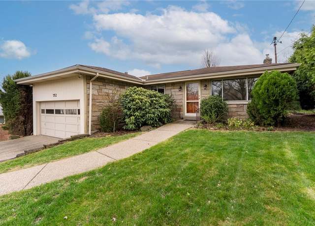 Property at 752 Somerville Dr, Mt. Lebanon, PA 15243, 3 beds, 2 baths