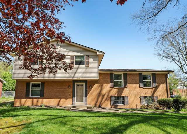 Property at 116 Thornberry Dr, Churchill Boro, PA 15235, 4 beds, 3 baths