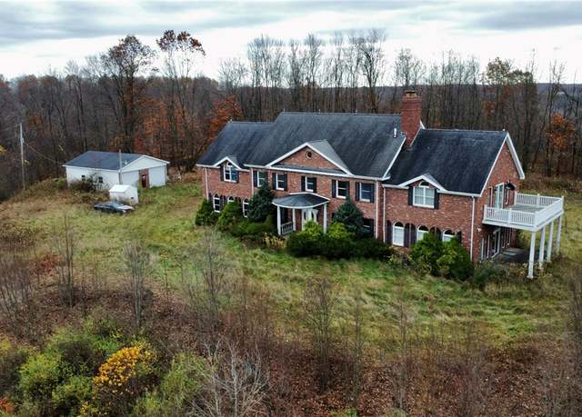 Property at 260 Offutts Airport Ln, Sugarcreek Twp, PA 16218, 4 beds, 4 baths