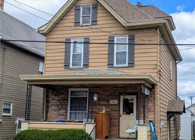 Property at 1621 4th St, New Brighton, PA 15066, 3 beds, 1 bath