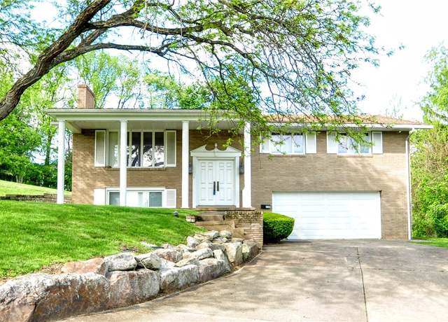 Property at 130 Fairfield Dr, Monessen, PA 15062, 3 beds, 2.5 baths