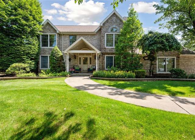 Property at 205 Elmhurst Cir, Cranberry Twp, PA 16066, 4 beds, 3 baths